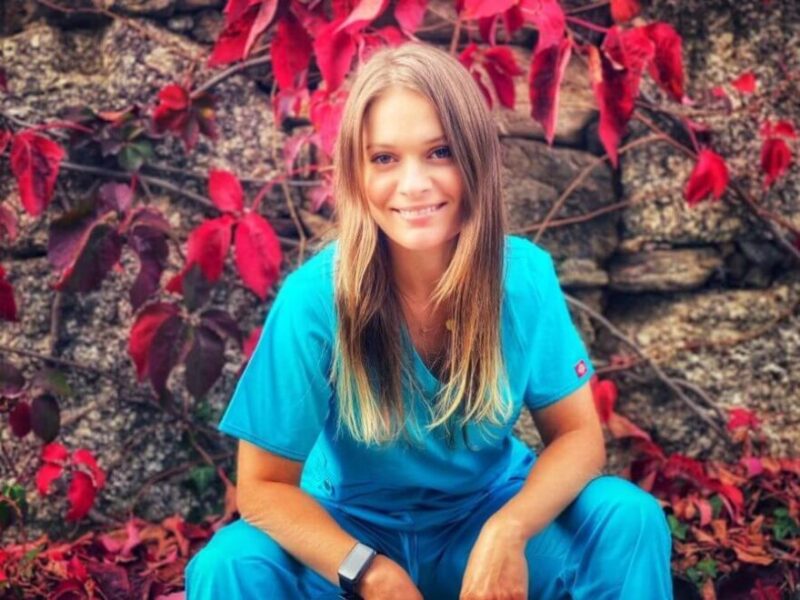 Dr Laura Buvnariu – Medic stomatolog, specialist in stomatologie functionala